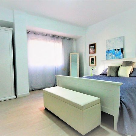 Ivam Esquife Apartment Valencia Exterior photo
