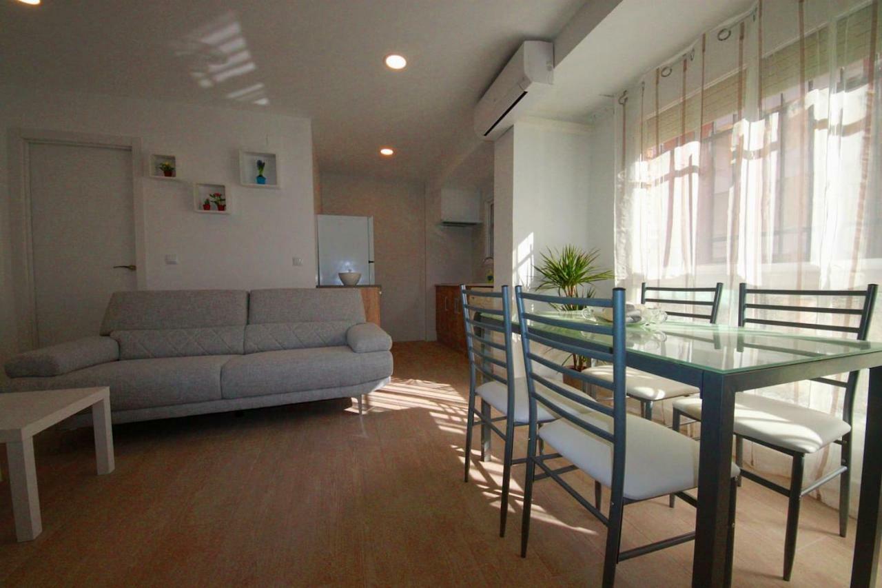Ivam Esquife Apartment Valencia Exterior photo