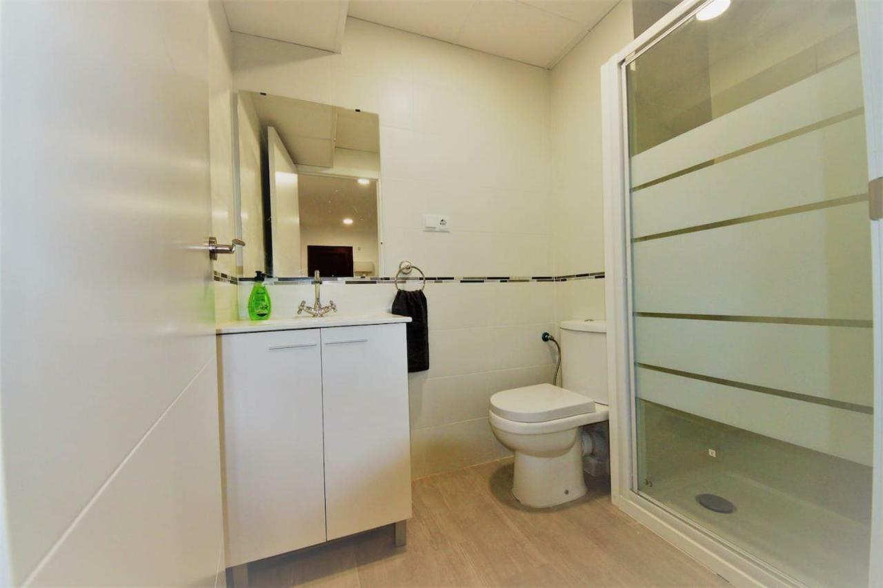 Ivam Esquife Apartment Valencia Exterior photo